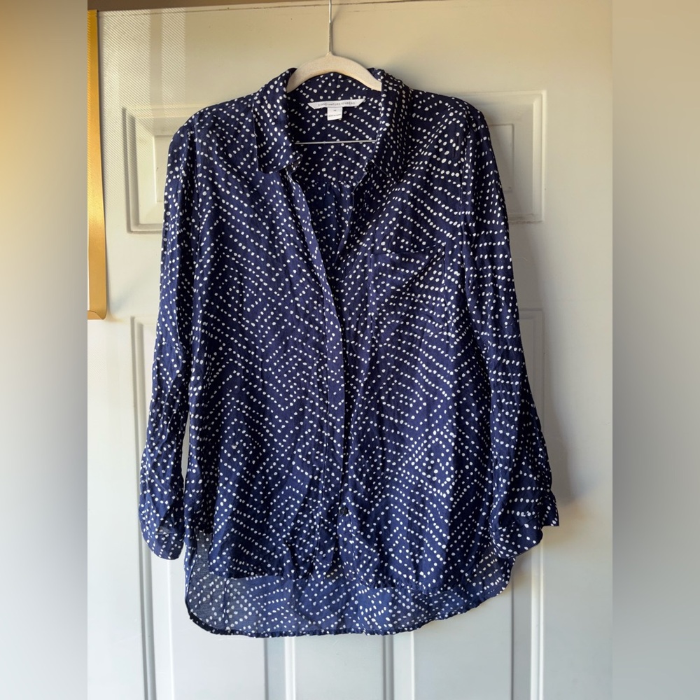 Diane Von Furstenberg navy/white silk blend top size 10